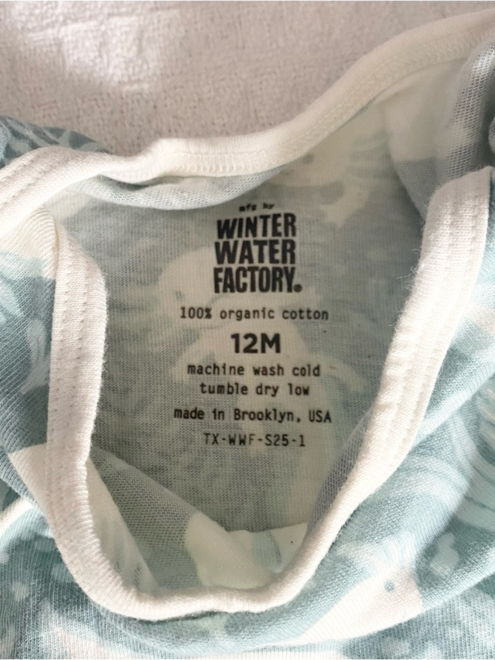 Organic Cotton Neutral Rainbow and Sea Creature Baby Onesies 12M - Picture 3 of 4